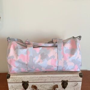 TRVL Pink and Gray Camouflage Women's Bag